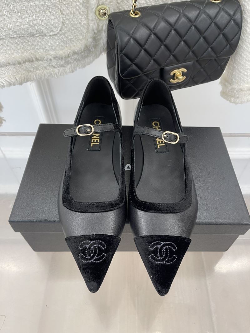 Chanel Low Shoes